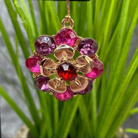 Dillard’s Flower Rhinestone Drop Dangle Earrings Pink Gold - Picture 2 of 9